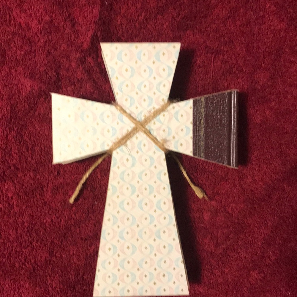 Book Cross Decor